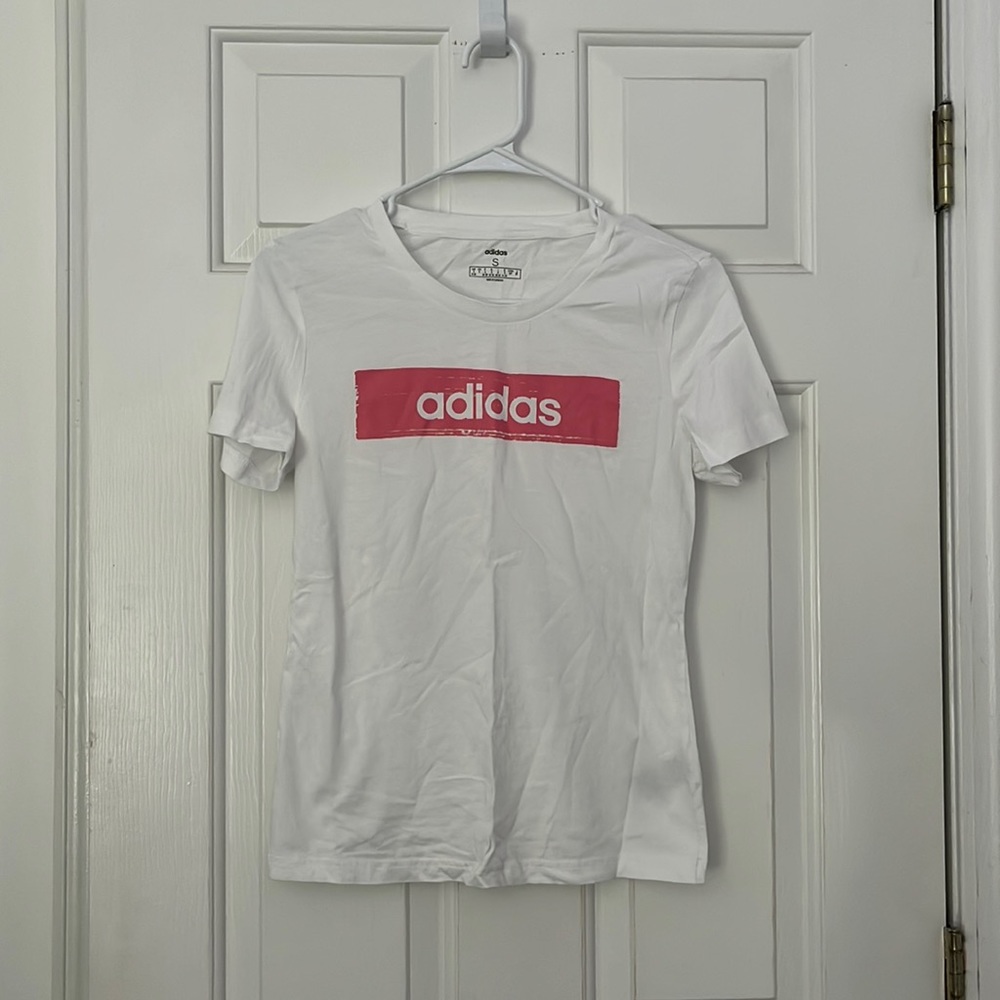 Adidas women’s t-shirt